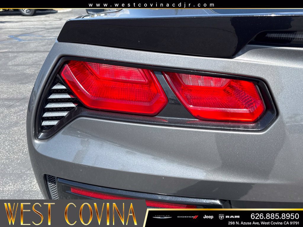Used 2015 Chevrolet Corvette Stingray Coupe w/ Battery Protection Package RWD image 16