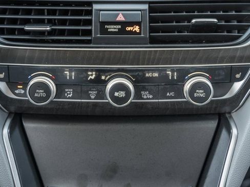 Used 2018 Honda Accord EX-L image 22