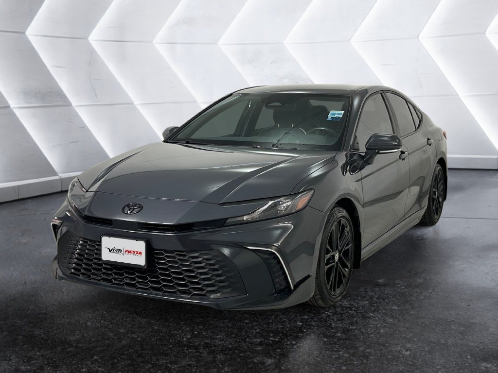 Used 2026 Toyota Camry SE w/ Convenience Package FWD image 3