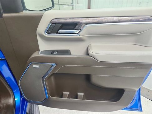 Used 2023 Chevrolet Silverado 1500 LTZ w/ LTZ Convenience Package II image 39