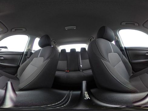 Used 2025 Nissan Sentra SV image 40