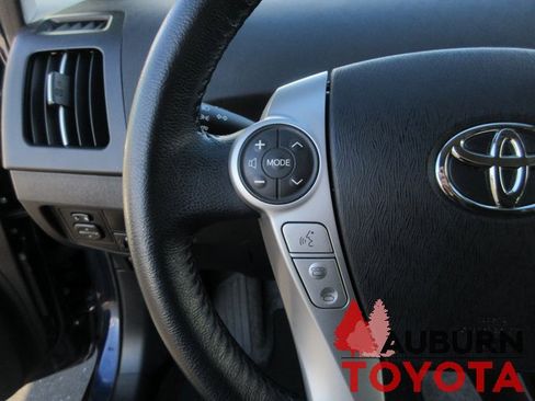Used 2013 Toyota Prius Four image 15