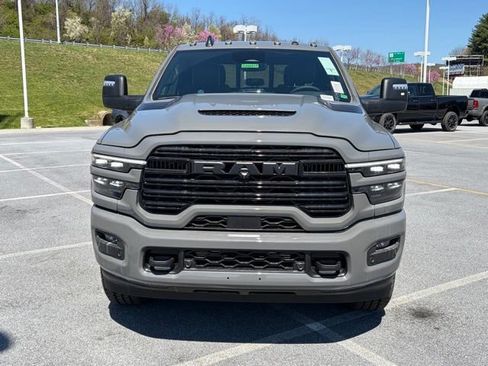 New 2026 RAM 3500 Laramie AWD/4WD image 9