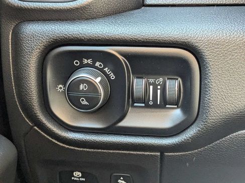 Used 2025 RAM 1500 Big Horn AWD/4WD image 21