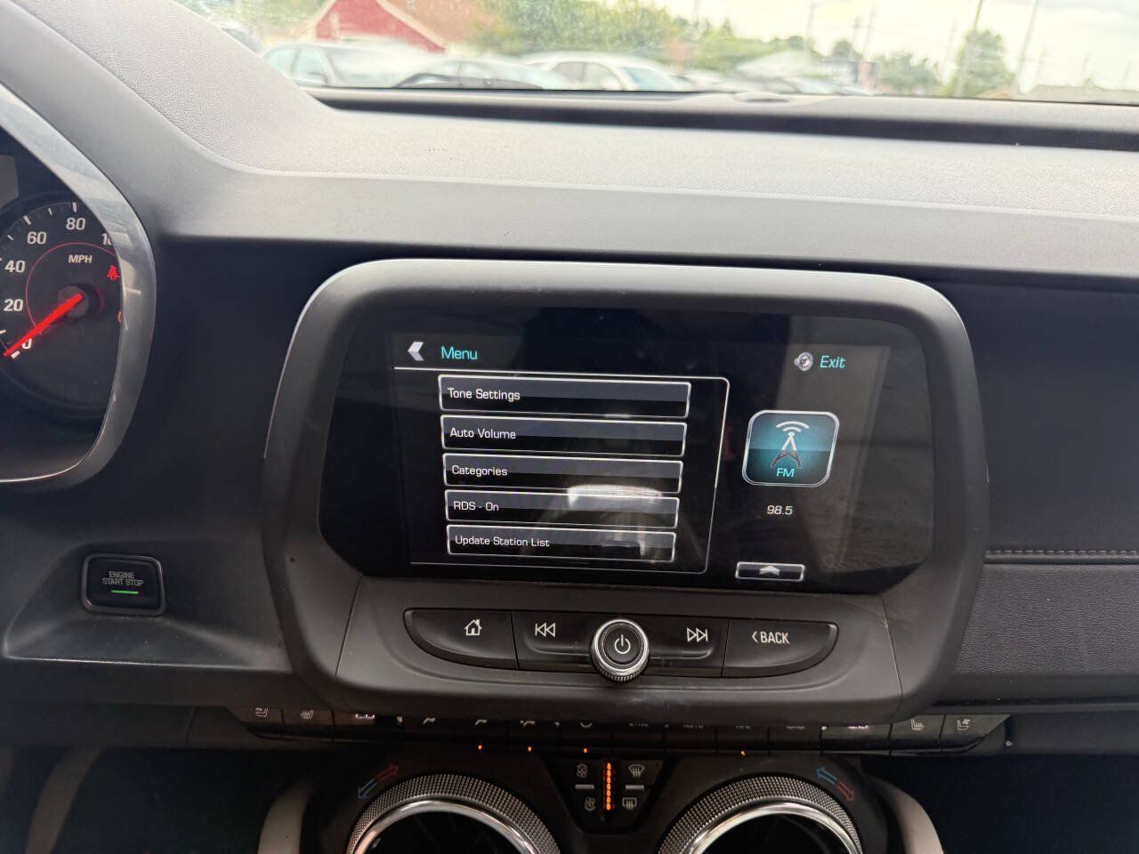 Used 2016 Chevrolet Camaro LT RWD image 17
