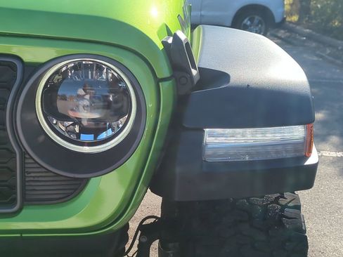 New 2026 Jeep Wrangler Unlimited Rubicon 392 w/ Quick Order Package 27X Moab AWD/4WD image 10