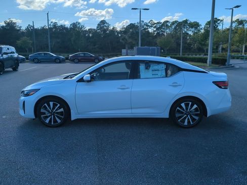 New 2025 Nissan Sentra SV w/ SV Premium Package FWD image 8