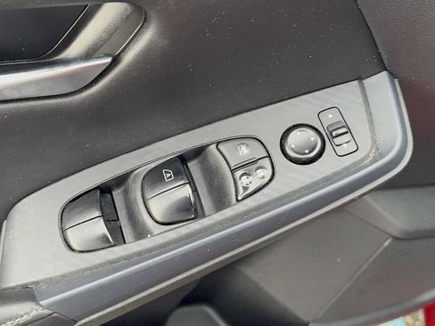 Used 2023 Nissan Sentra SV FWD image 17