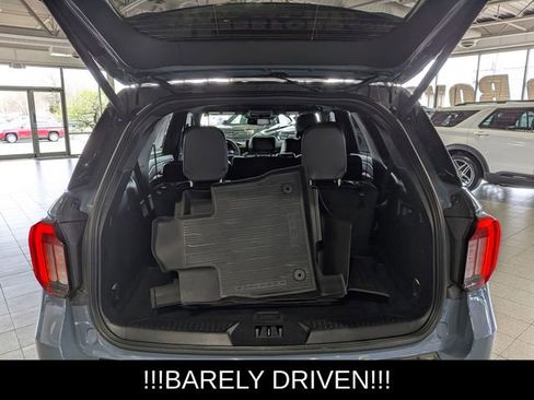 Used 2025 Ford Explorer ST image 22