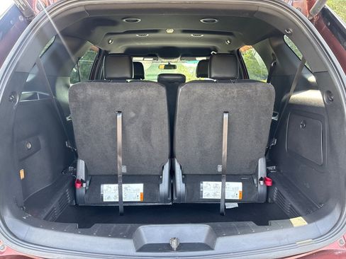 Used 2016 Ford Explorer XLT w/ Equipment Group 202A AWD/4WD image 10