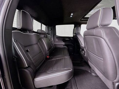 Used 2022 GMC Sierra 1500 AT4X image 29