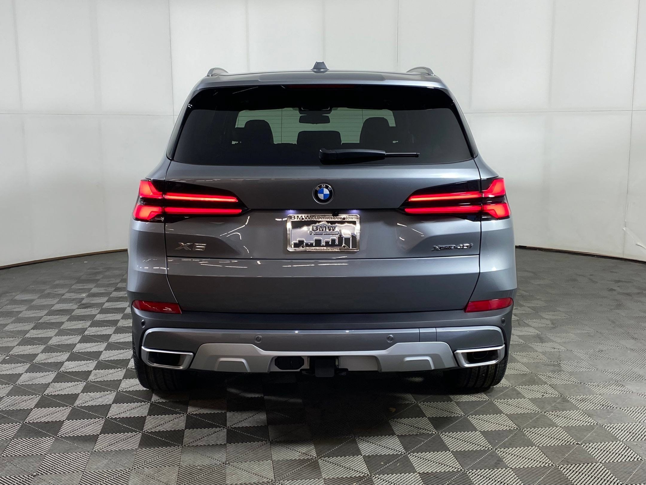 Used 2026 BMW X5 xDrive40i w/ Premium Package AWD/4WD image 10