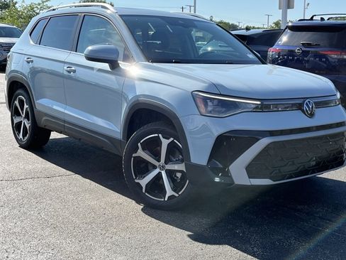 New 2026 Volkswagen Taos SEL AWD/4WD image 1