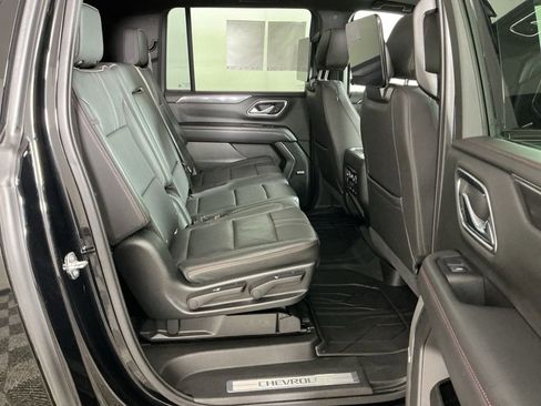 Used 2021 Chevrolet Suburban RST w/ Rear Media and Nav Package AWD/4WD image 7