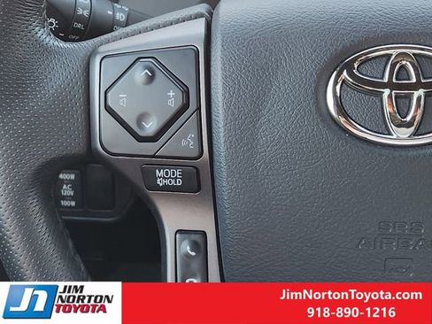 Used 2020 Toyota Tacoma TRD Off-Road image 29