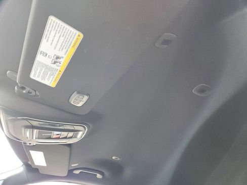 Used 2024 Jeep Wagoneer Series III image 25