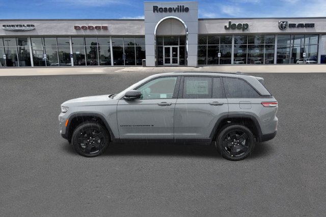 New 2027 Jeep Grand Cherokee Laredo X AWD/4WD image 6