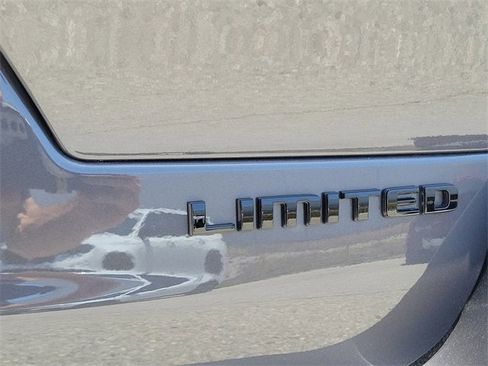 New 2025 Jeep Grand Cherokee L Limited w/ Luxury Tech Group II image 6