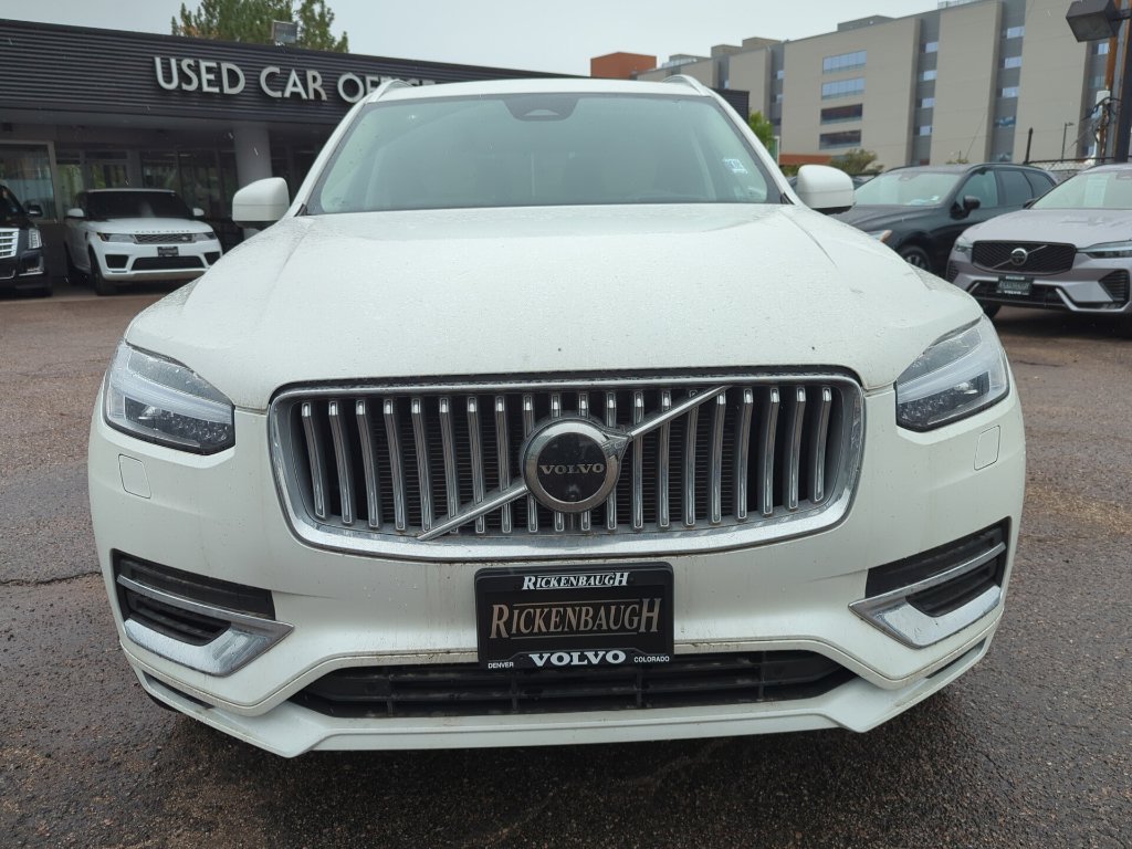 Used 2025 Volvo XC90 T8 Ultra w/ Protection Package Premier AWD/4WD image 2