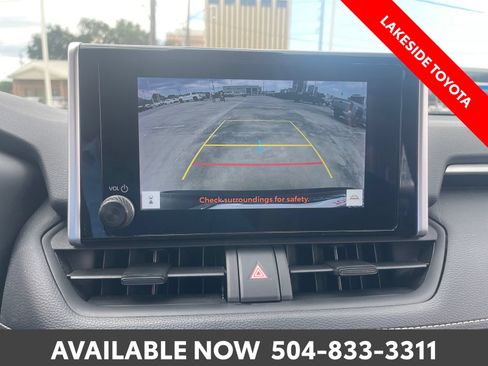 Used 2024 Toyota RAV4 XLE FWD image 27