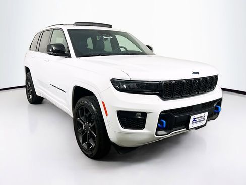 Used 2025 Jeep Grand Cherokee Limited 4xe AWD/4WD image 1