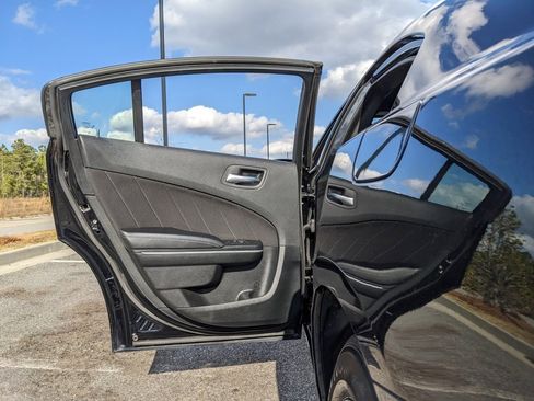 Used 2023 Dodge Charger SXT image 49