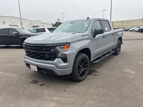 Used 2025 Chevrolet Silverado 1500 Custom w/ Turbomax Blackout Package AWD/4WD image 3