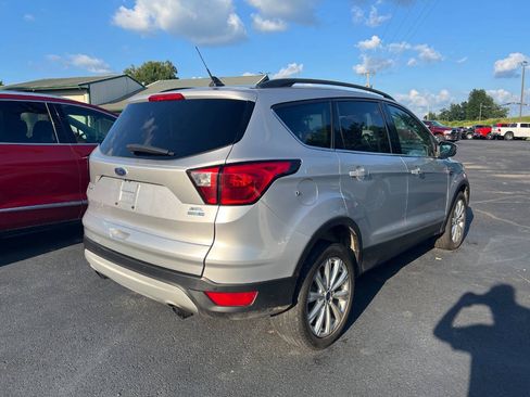 Used 2019 Ford Escape SEL AWD/4WD image 5