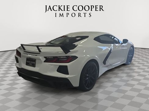 Used 2025 Chevrolet Corvette Stingray Coupe w/ 1LT RWD image 5