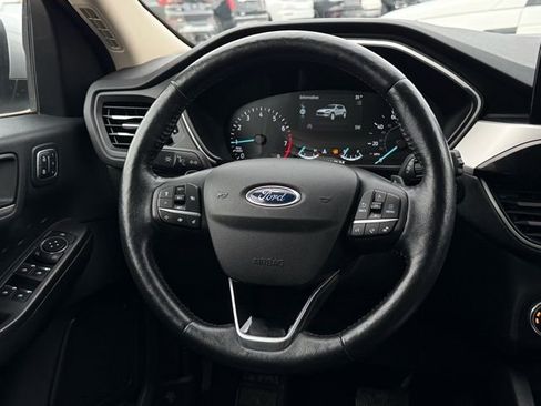 Used 2020 Ford Escape SEL image 15