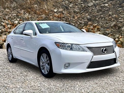 Used 2013 Lexus ES 350 w/ Premium Pkg image 9