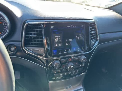 Used 2019 Jeep Grand Cherokee Limited image 10