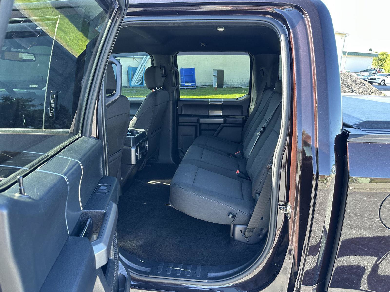 Used 2020 Ford F150 XLT w/ Equipment Group 302A Luxury AWD/4WD image 27