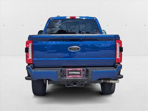 New 2026 Ford F250 Lariat w/ Black Appearance Package image 8