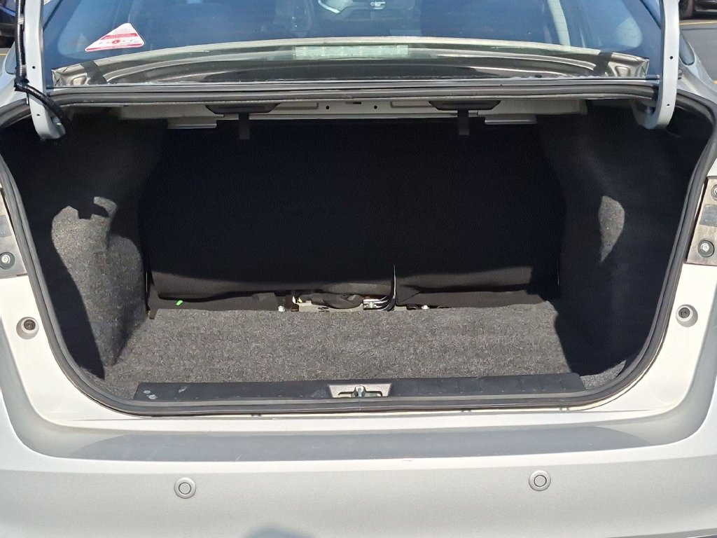 Used 2024 Nissan Versa S w/ S Plus Package FWD image 23