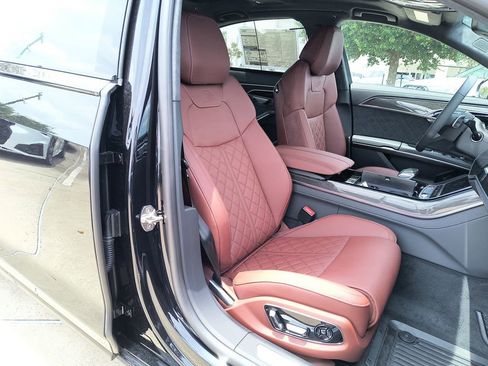 New 2025 Audi S8 AWD/4WD image 13
