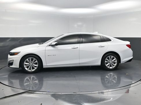 Used 2024 Chevrolet Malibu LT image 3