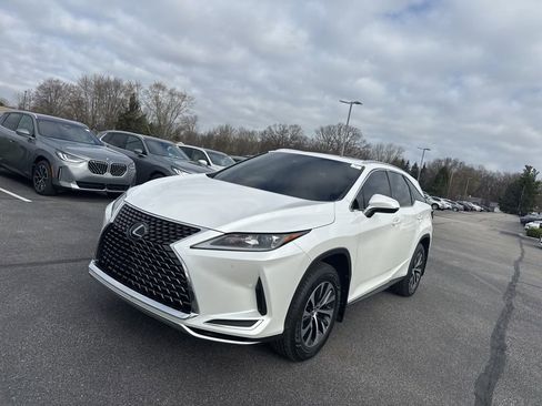 Used 2021 Lexus RX 350L Premium w/ Premium Package image 3