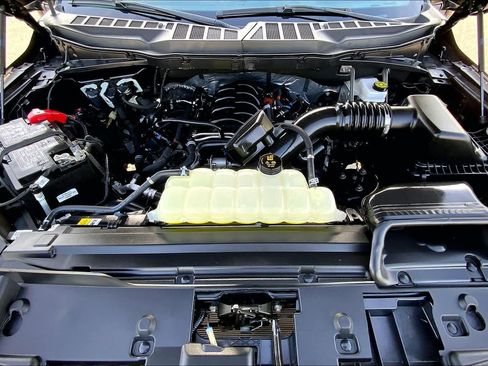 Certified 2025 Ford F150 Lariat w/ Equipment Group 502A High AWD/4WD image 30
