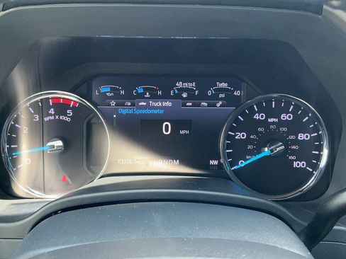 Used 2022 Ford F350 Lariat w/ Lariat Ultimate Package AWD/4WD image 13