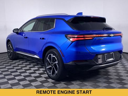 Certified 2024 Chevrolet Equinox EV LT FWD image 17