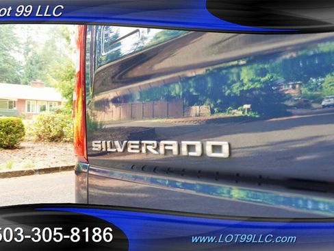 Used 2022 Chevrolet Silverado 1500 Custom w/ Safety Confidence Package AWD/4WD image 31