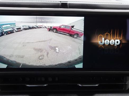 Certified 2025 Jeep Wrangler Unlimited Rubicon 4xe w/ Safety Group image 33