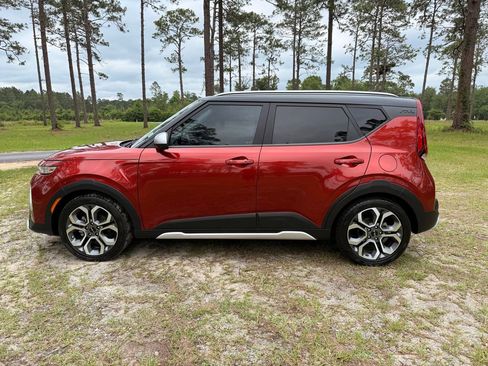 Used 2022 Kia Soul X-Line FWD image 2