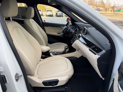 Used 2018 BMW X1 xDrive28i image 49