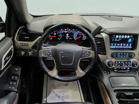 Used 2019 GMC Yukon Denali w/ Denali Ultimate Package AWD/4WD image 12