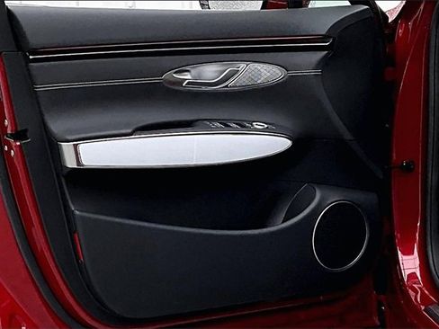 New 2026 Genesis Electrified GV70 image 10