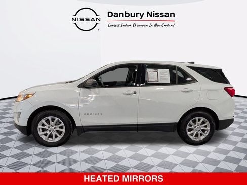 Used 2018 Chevrolet Equinox LS FWD image 5