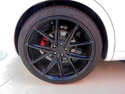 Used 2021 Maserati Levante image 28