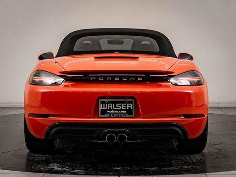 Used 2019 Porsche 718 Boxster image 7
